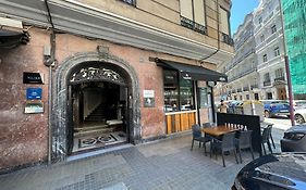 Clink Rooms&Flats